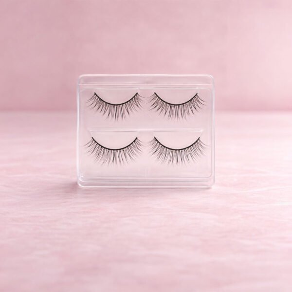 طقم الجمال المتكامل – رموش وأظافر فاخرة