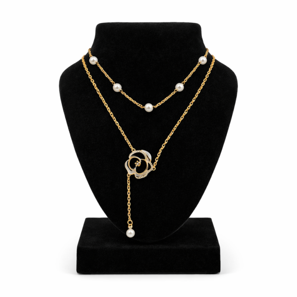 ChatGPT Image Dec 16, 2025, 01_29_30 PM عقد روز بيرل الفاخر