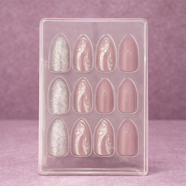 أظافر تركيب فاخرة MerryColor – وردي ناعم بنقشة فضية