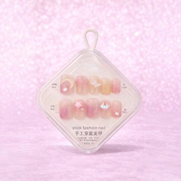 أظافر لاصقة فاخرة بتدرج وردي مع لمسات لؤلؤية